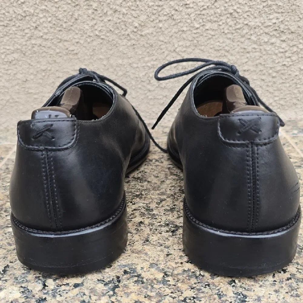 Cole Haan Black Leather Oxfords